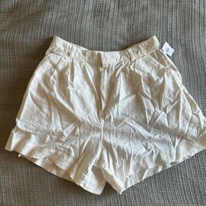 Gap High Rise Linen-Cotton Pleated Shorts